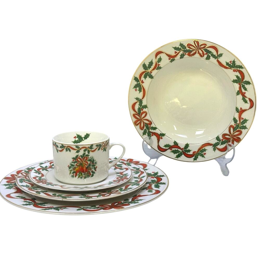 American Atelier 1995-1998 Holiday Ribbon 5-Piece Place Settings-Service for 4